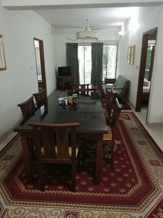Ambrosia Guest House Dhaka Esterno foto