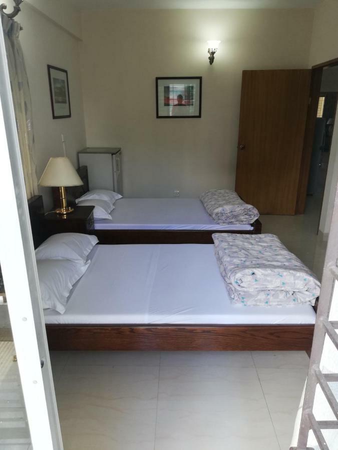 Ambrosia Guest House Dhaka Esterno foto