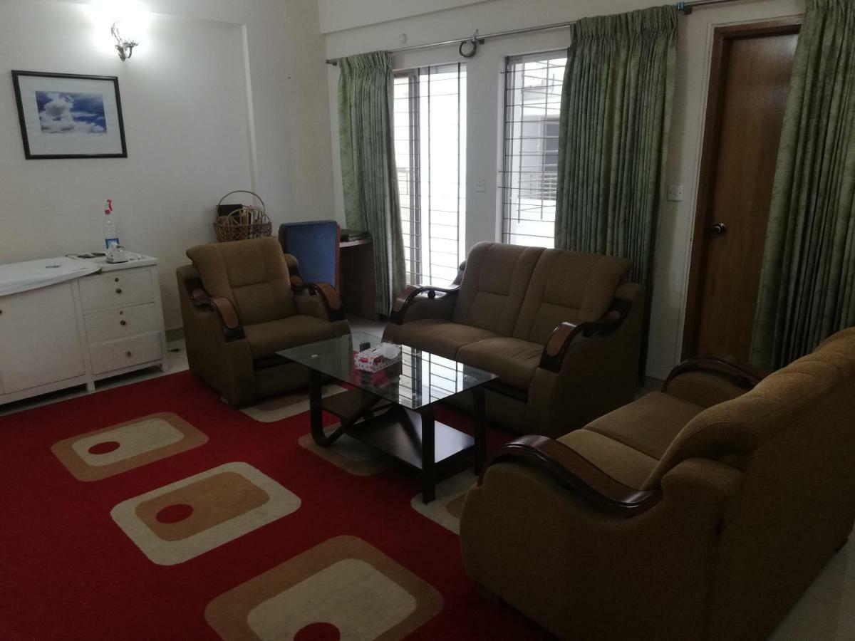 Ambrosia Guest House Dhaka Esterno foto