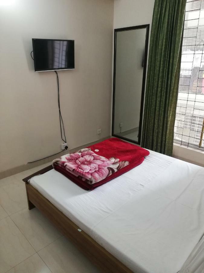 Ambrosia Guest House Dhaka Esterno foto