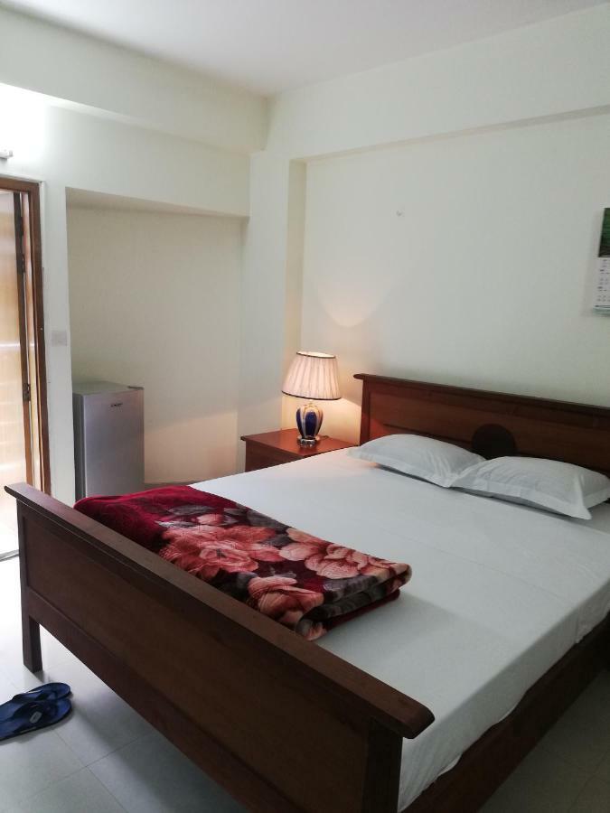 Ambrosia Guest House Dhaka Esterno foto