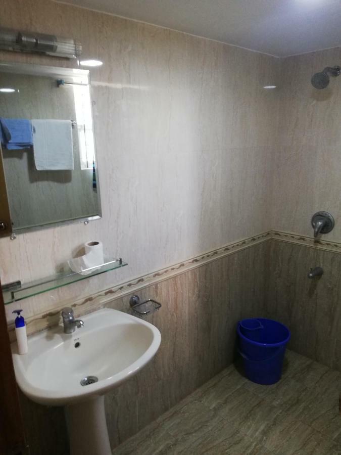 Ambrosia Guest House Dhaka Esterno foto
