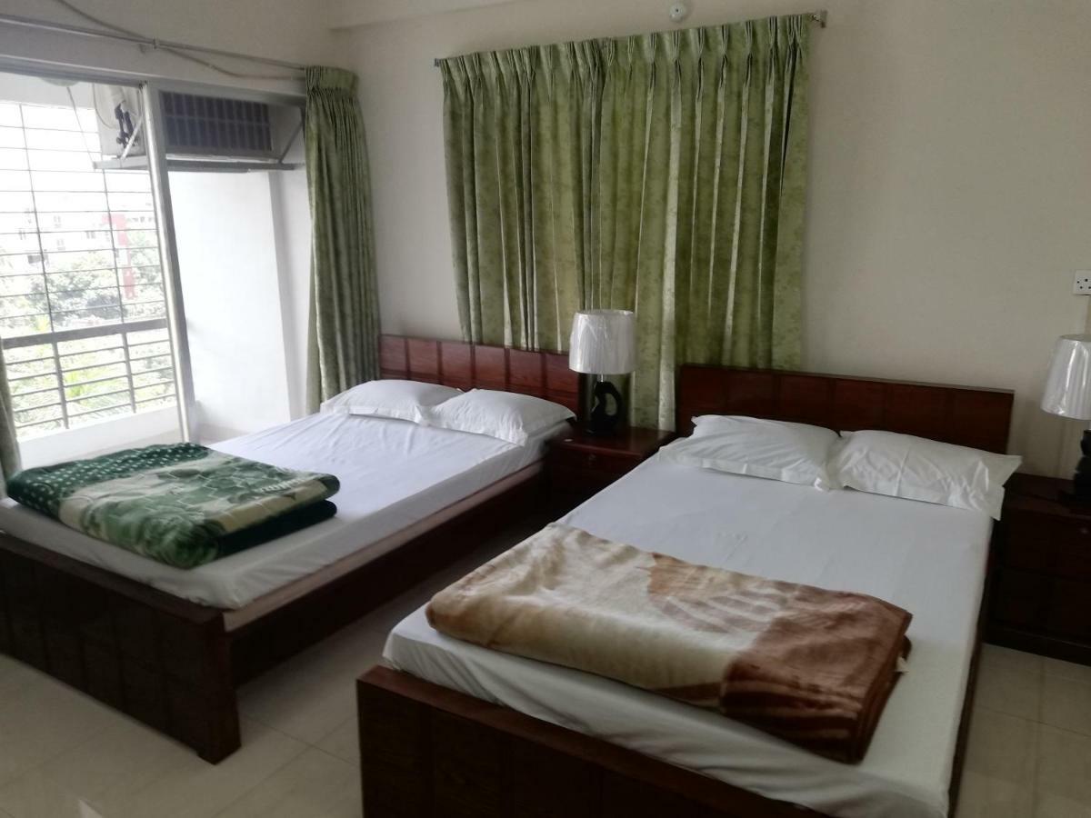 Ambrosia Guest House Dhaka Esterno foto