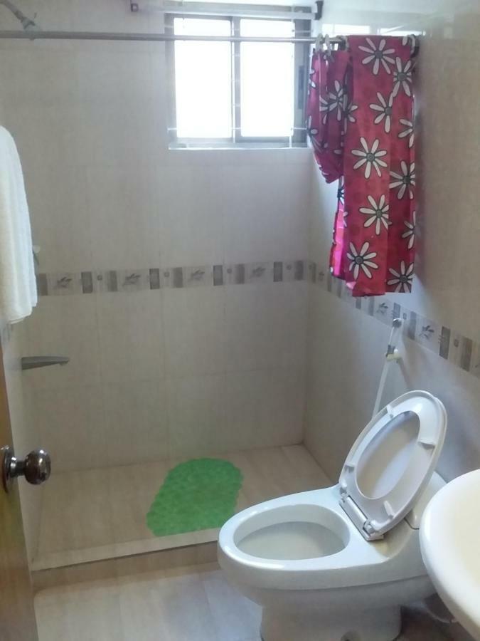 Ambrosia Guest House Dhaka Esterno foto