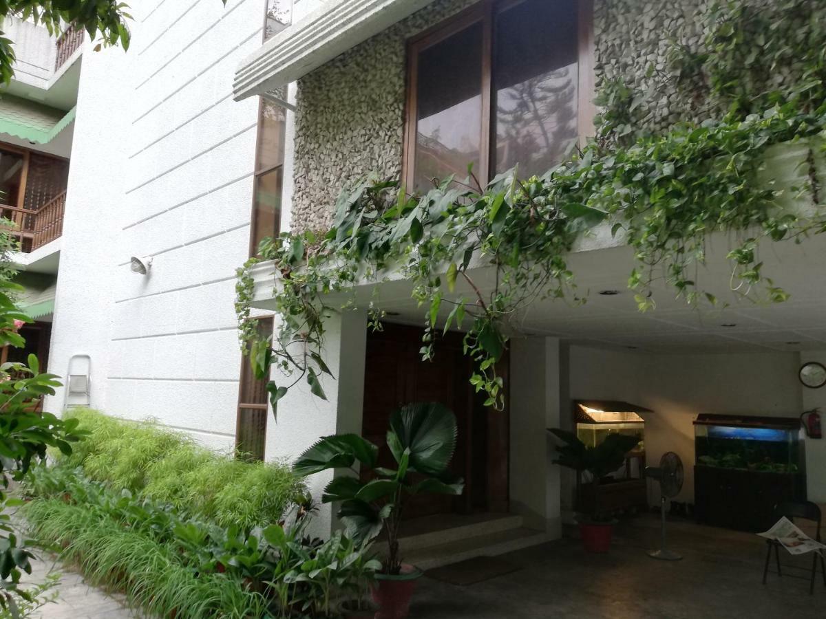 Ambrosia Guest House Dhaka Esterno foto
