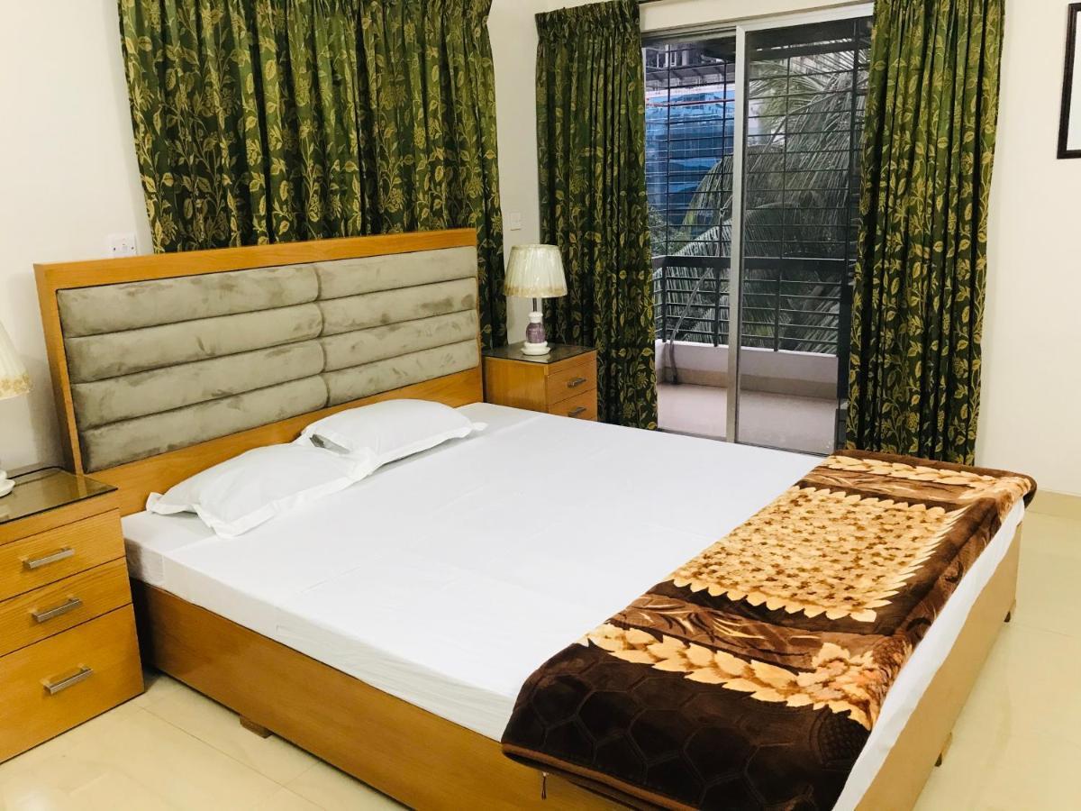 Ambrosia Guest House Dhaka Esterno foto