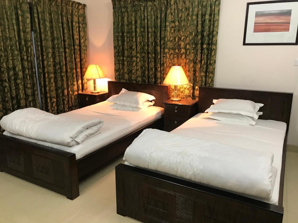 Ambrosia Guest House Dhaka Esterno foto